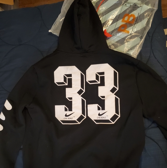 OFF WHITE X NIKE - Mecurial Hoodie - Picture 2 of 3